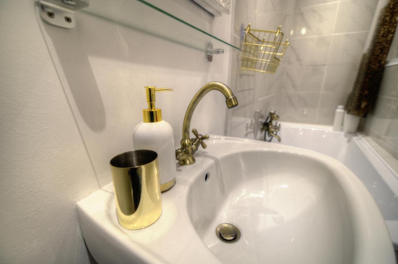 Apartament Les Petits Boudoirs De Savoie Chambéry Zewnętrze zdjęcie