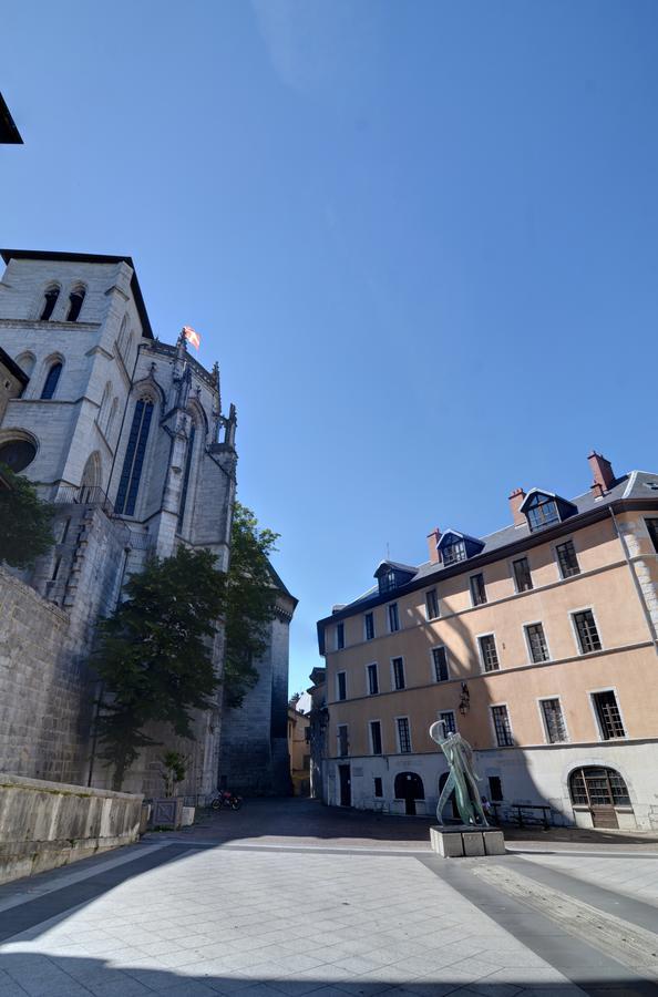 Apartament Les Petits Boudoirs De Savoie Chambéry Zewnętrze zdjęcie